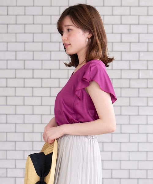 le.coeur blanc（ルクールブラン）の「ペタルスリーブカットソー（Tシャツ/カットソー・レディース・ブラック/パープル/オフホワイト/カーキオリーブ/キャメル・38）」の18枚目の写真