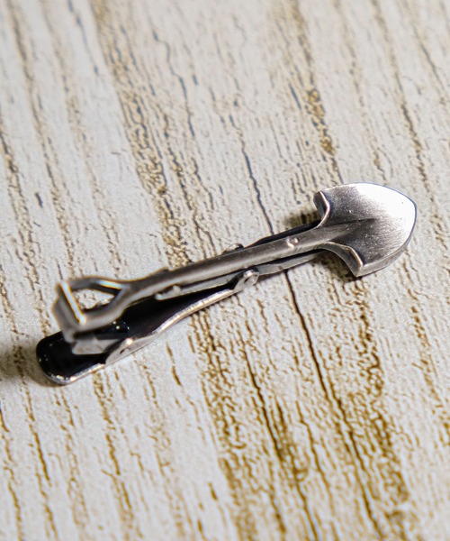 GLOBE SELECT（グローブセレクト）の「日本製 シルバーネクタイピン（ネクタイピン・メンズ・シルバー/その他/シルバーグレー/その他1/その他2/その他3/シルバー系その他7/プラチナム/シルバー系その他2/シルバー系その他3/シルバー系その他4/シルバー系その他5/シルバー系その他6/その他4/シルバー系その他/その他6/その他7/その他8/アンティークシルバー/その他5・FREE）」の5枚目の写真