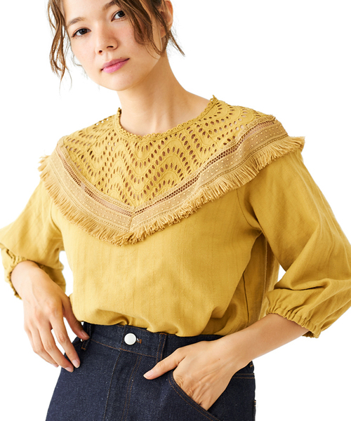 flower（フラワー）の「ゾーイレースブラウス（Tシャツ/カットソー・レディース・ブラック/マスタード/ピンクベージュ・FREE）」の2枚目の写真