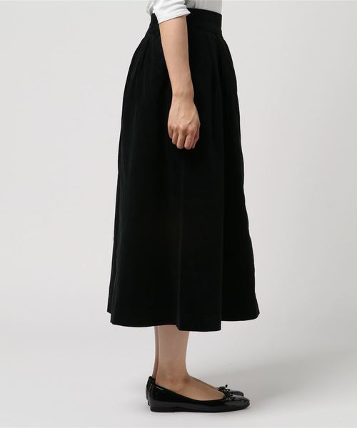 LOWRYS FARM（ローリーズファーム）の「ホソコールＡラインスカート　806557（スカート・レディース・ブラック/ベージュ/ブルー/アイボリー・FREE）」の7枚目の写真
