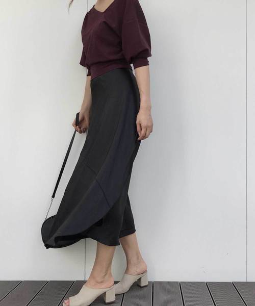 CIEL'AIR（シエルエアー）の「【CIEL'AIR/シエルエアー】セットアップサテンレトロ巻きスカート（スカート・レディース・カーキ/ブラック・FREE）」の3枚目の写真