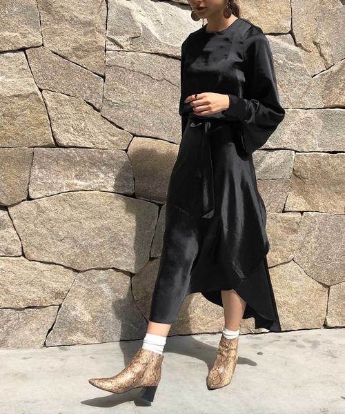 CIEL'AIR（シエルエアー）の「【CIEL'AIR/シエルエアー】セットアップサテンレトロ巻きスカート（スカート・レディース・カーキ/ブラック・FREE）」の14枚目の写真