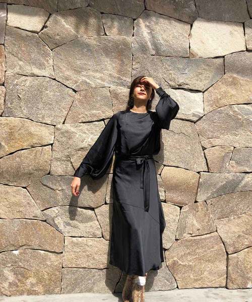 CIEL'AIR（シエルエアー）の「【CIEL'AIR/シエルエアー】セットアップサテンレトロ巻きスカート（スカート・レディース・カーキ/ブラック・FREE）」の16枚目の写真