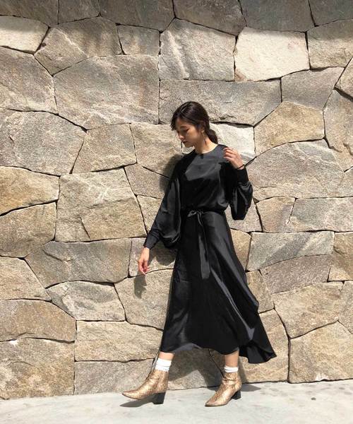 CIEL'AIR（シエルエアー）の「【CIEL'AIR/シエルエアー】セットアップサテンレトロ巻きスカート（スカート・レディース・カーキ/ブラック・FREE）」の17枚目の写真