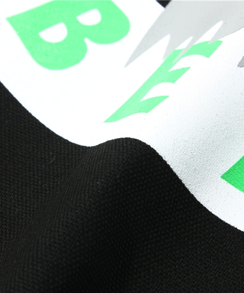 BEAMS T(ビームスティー)の「The Wonderful!design works. / WONDER BEAR TOTE(トートバッグ・メンズ・ナチュラル/ブラック/レッド・ONE SIZE)」の9枚目の写真