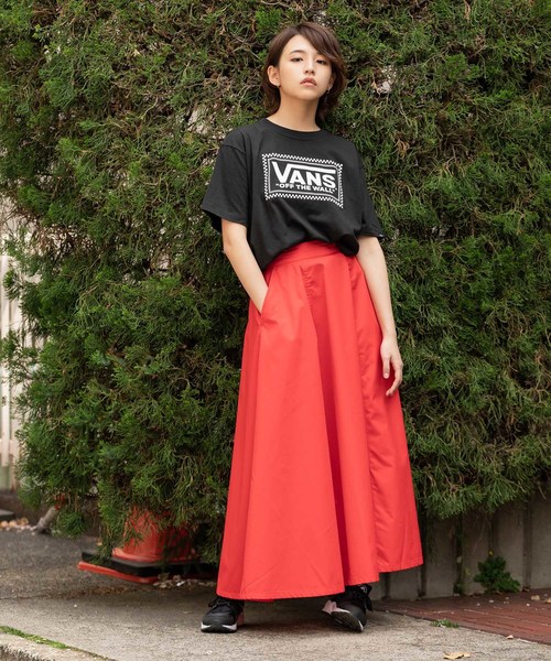 VANS(バンズ)の「VANS/ヴァンズ Checker Box Logo S/S T-Shirt(Tシャツ/カットソー・メンズ・ホワイト/オレンジ/ブラック・M/XL/S/L)」の1枚目の写真