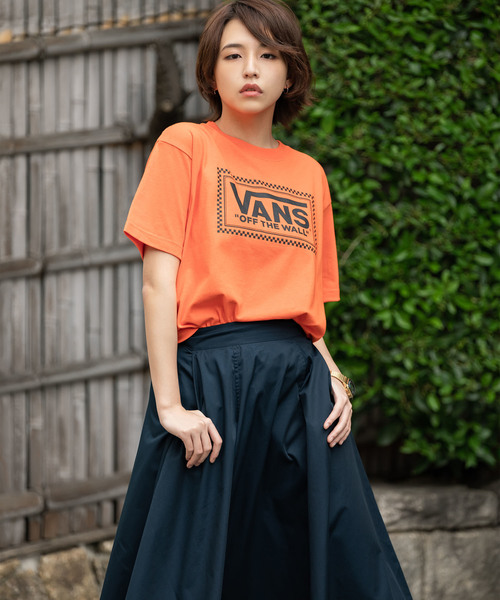 VANS(バンズ)の「VANS/ヴァンズ Checker Box Logo S/S T-Shirt(Tシャツ/カットソー・メンズ・ホワイト/オレンジ/ブラック・M/XL/S/L)」の8枚目の写真
