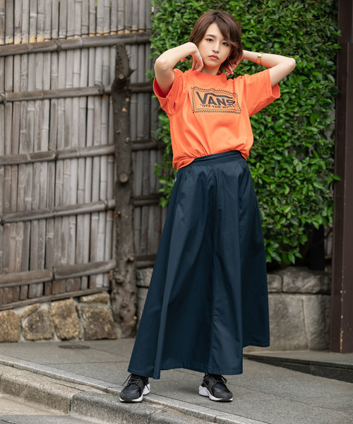 VANS(バンズ)の「VANS/ヴァンズ Checker Box Logo S/S T-Shirt(Tシャツ/カットソー・メンズ・ホワイト/オレンジ/ブラック・M/XL/S/L)」の9枚目の写真