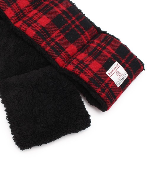 HARRIS TWEED(ハリスツイード)の「【WEB限定】ハリスツイード生地使用 差し込みマフラー / Harris Tweed(ストール/ショール・メンズ・ブラック系1/グレー系1/レッド系3・00)」の9枚目の写真