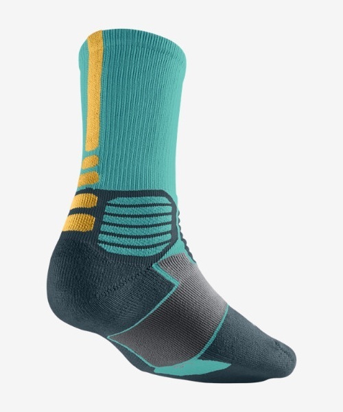 NIKE（ナイキ）の「ナイキ ハイパーエリート バスケットボールソックス