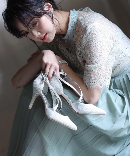 PourVous（プールヴー）の「クロスベルトレースパンプス 結婚式  フォーマル オケージョン 同窓会（パンプス・レディース・ベージュ/ブラック/シルバー・23.0cm/23.5cm/24.0cm/24.5cm/22.5cm/22.0cm）」の17枚目の写真