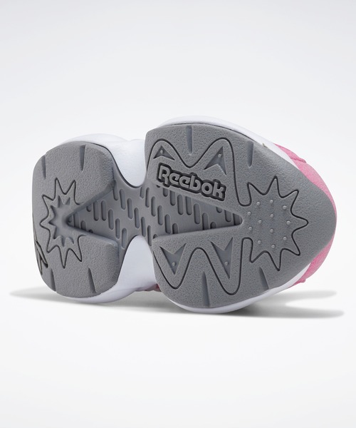 Reebok(リーボック)の「バーサ インスタポンプ フューリー / FURY INF(スリッポン・キッズ・ピンク/ネイビー・14.0cm/13.0cm/12cm/15.0cm/16.0cm)」の6枚目の写真