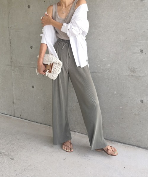 ulu（ウル）の「Pleats cut wide pants（その他パンツ・レディース・カーキ/モカ・FREE）」の11枚目の写真