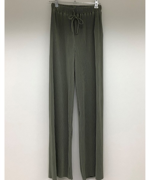 ulu（ウル）の「Pleats cut wide pants（その他パンツ・レディース・カーキ/モカ・FREE）」の8枚目の写真