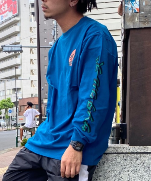 SANTA CRUZ（サンタクルーズ）の「【ムラサキスポーツ別注】SANTACRUZ カタカナロゴバックプリントロンT 502203405（Tシャツ/カットソー・メンズ・ブラック/ブルー・M/L/XL）」の13枚目の写真