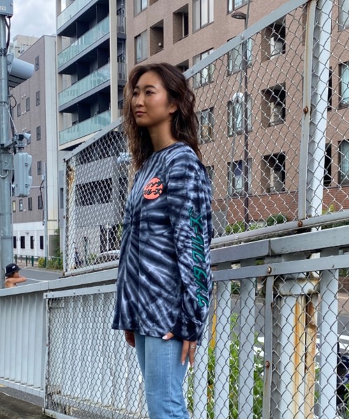 SANTA CRUZ（サンタクルーズ）の「【ムラサキスポーツ別注】SANTACRUZ カタカナロゴバックプリントロンT 502203405（Tシャツ/カットソー・メンズ・ブラック/ブルー・M/L/XL）」の8枚目の写真