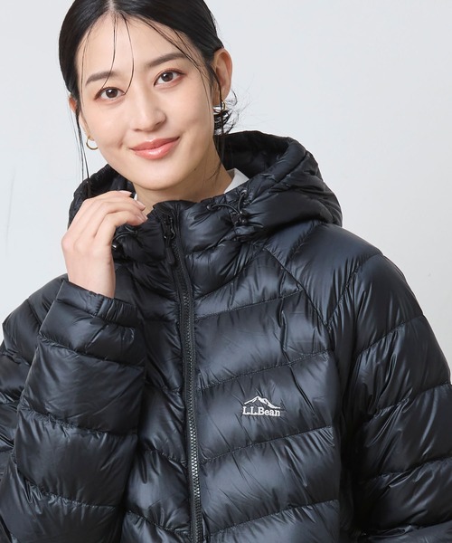 L.L.Bean(エルエルビーン)の「ウルトラライト 850 ダウン・ジャケット、フード付き 米国フィット・プチ(ダウンジャケット/コート・レディース・エメラルドブルー/レッド/グリーン/レッド系/ブラック/ネイビー/オールドローズ系/パープル系・SMALL/MEDIUM/LARGE/X-SMALL/X-LARGE)」の14枚目の写真