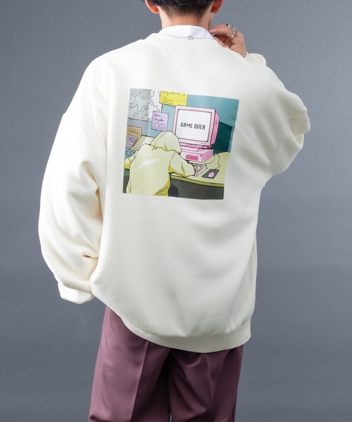 kutir（クティール）の「yutayunoki × kutir コラボ裏起毛スウェット（スウェット・メンズ・ホワイト/オフホワイト/ライトパープル/ダークブルー/チャコールグレー/ブラック・MEDIUM/LARGE）」の2枚目の写真