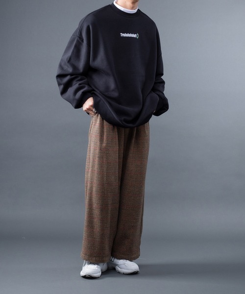 kutir（クティール）の「yutayunoki × kutir コラボ裏起毛スウェット（スウェット・メンズ・ホワイト/オフホワイト/ライトパープル/ダークブルー/チャコールグレー/ブラック・MEDIUM/LARGE）」の7枚目の写真