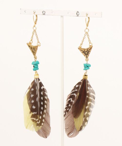 チャイハネ（チャイハネ）の「【チャイハネ】ボヘミアンフェザーロングピアス（ピアス（両耳用）・レディース・オレンジ/ターコイズブルー/ブラウン・FREE）」の2枚目の写真