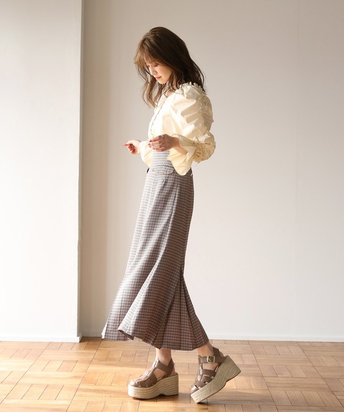 Cherie chuu(シェリーチュウ)の「【Cherie chuu】袖ギャザーリボンブラウス(シャツ/ブラウス・レディース・ベージュ/オフホワイト/ベージュ系その他・FREE)」の7枚目の写真