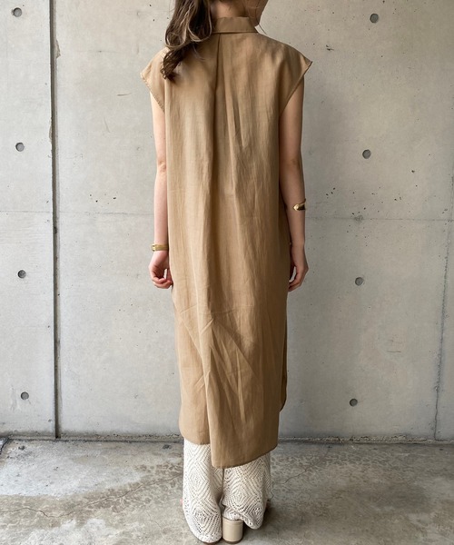 CAPRICIEUX LE'MAGE（カプリシューレマージュ）の「ワークポケットジレワンピース（ワンピース・レディース・ベージュ/カーキ/ネイビー・FREE）」の15枚目の写真