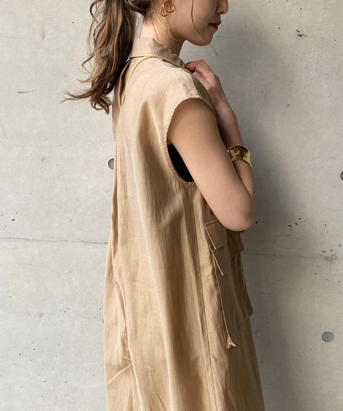 CAPRICIEUX LE'MAGE（カプリシューレマージュ）の「ワークポケットジレワンピース（ワンピース・レディース・ベージュ/カーキ/ネイビー・FREE）」の6枚目の写真