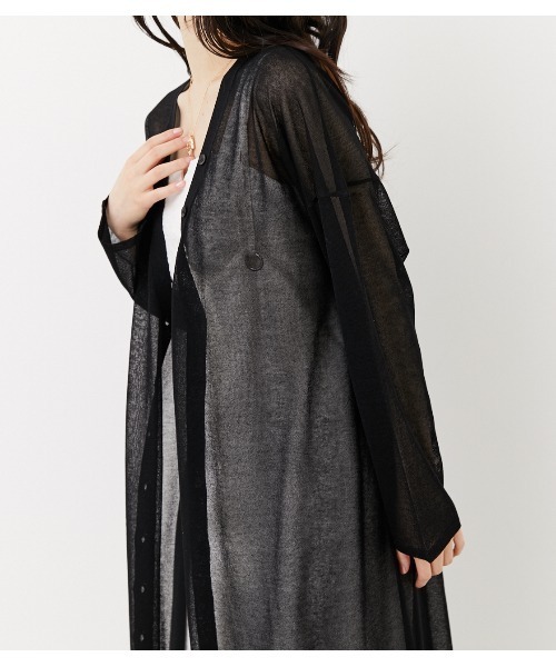rienda(リエンダ)の「シースルーVネックロングニットカーディガン(カーディガン/ボレロ・レディース・ブラック/ライトグリーン/ライトベージュ・FREE)」の7枚目の写真