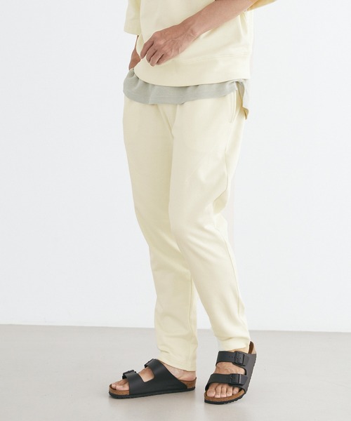 Loungewear tokyo（ラウンジウェアトウキョウ）の「【ラウンジウェアセットアップ】リラクシング半袖スウェット×テーパードダーツアンクルスウェットパンツ ワンマイルウェア（ルームウェア/パジャマ・メンズ・アイボリー/ブラック/グレイッシュベージュ/ネイビー/サックスブルー/ライトグレー・L/XL/M）」の11枚目の写真