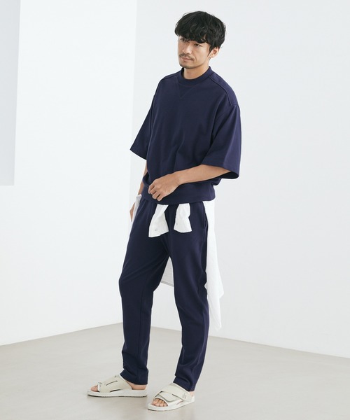 Loungewear tokyo（ラウンジウェアトウキョウ）の「【ラウンジウェアセットアップ】リラクシング半袖スウェット×テーパードダーツアンクルスウェットパンツ ワンマイルウェア（ルームウェア/パジャマ・メンズ・アイボリー/ブラック/グレイッシュベージュ/ネイビー/サックスブルー/ライトグレー・L/XL/M）」の21枚目の写真