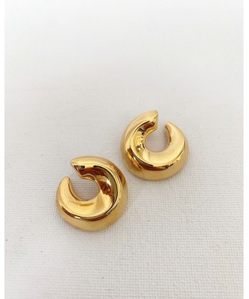mou（モウ）の「トルネードゴールド艶ピアス（ピアス（両耳用）・レディース・ゴールド・FREE）」の2枚目の写真