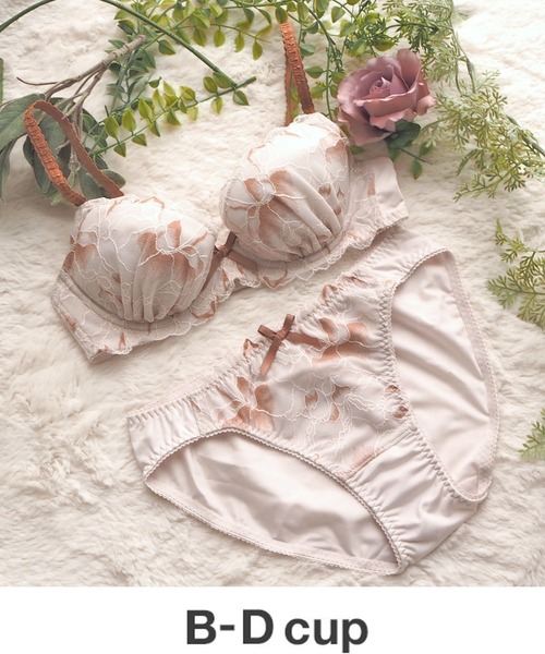 AMPHI（アンフィ）の「【ブラ＆ショーツ セット】大花モチーフ×レース B-Dcup（ブラ&ショーツ・レディース・ライトグレー/ライトピンク/ダークブルー/ブラウン/アイボリー/ナチュラル/ライトオリーブ/ホワイト・B65/B70/C70/D70/B75/C65/C75/D65/D75）」の6枚目の写真