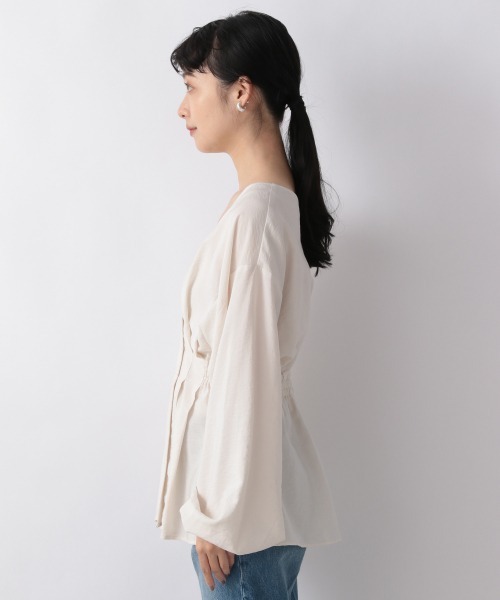 LOWRYS FARM(ローリーズファーム)の「2WAウエストタックブラウス 959393(Tシャツ/カットソー・レディース・ブラック/ブラウン/オフホワイト/グリーン・FREE)」の6枚目の写真