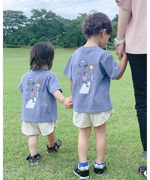 SHOO・LA・RUE（シューラルー）の「◆【つながる/90-140cm】横断歩道キッズTシャツ（Tシャツ/カットソー・キッズ・ピンク系/ブルー・09/10/11/12/13/14）」の5枚目の写真