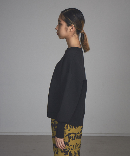 NOMINE（ノミネ）の「【新色登場】ラメプレーティングボリュームスリーブニット（ニット/セーター・レディース・ブラック/ベージュ/ブラウン/モスグリーン/アイボリー/ネイビー/キャメル/ブラック系その他・フリー）」の13枚目の写真