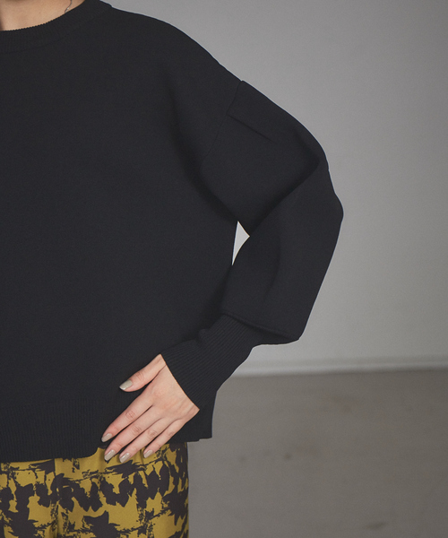 NOMINE（ノミネ）の「【新色登場】ラメプレーティングボリュームスリーブニット（ニット/セーター・レディース・ブラック/ベージュ/ブラウン/モスグリーン/アイボリー/ネイビー/キャメル/ブラック系その他・フリー）」の16枚目の写真