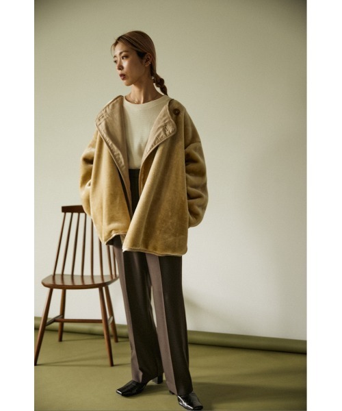 BLACK BY MOUSSY（ブラックバイマウジー）の「eco short fur jacket