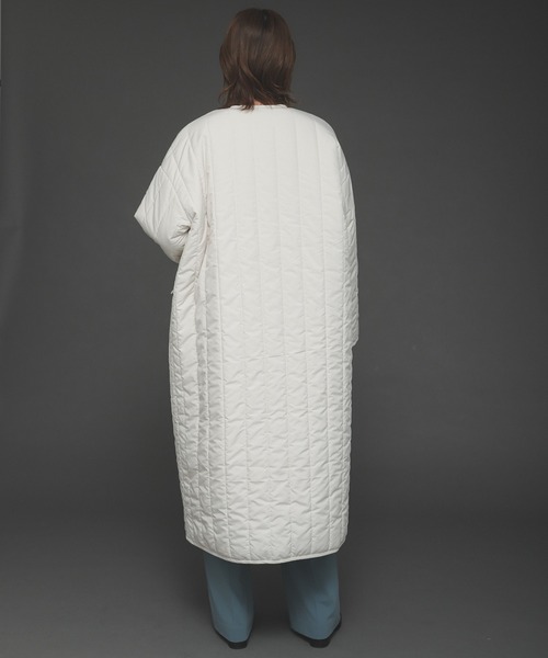 SENSE OF PLACE by URBAN RESEARCH（センスオブプレイスバイアーバンリサーチ）の「『URTECH』キルティングノーカラーロングコート（ナイロンジャケット・レディース・アイボリー/カーキ/ブラック・ONE）」の10枚目の写真