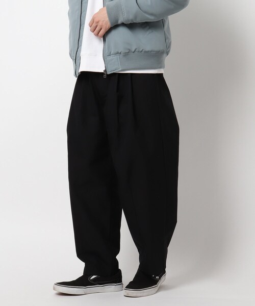 BASECONTROL（ベースコントロール）の「◆高密度 コットンポリエステル バルーンパンツ（その他パンツ・メンズ・ブラック/ベージュ/ネイビー/グリーン/アイボリー・03/02）」の3枚目の写真