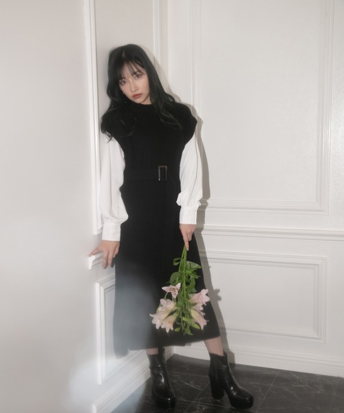 ANDGEEBEE（アンジービー）の「ブラウススリーブニットワンピ（ワンピース・レディース・ブラック/モカ・MEDIUM）」の2枚目の写真