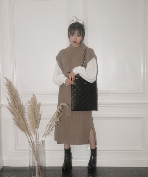 ANDGEEBEE（アンジービー）の「ブラウススリーブニットワンピ（ワンピース・レディース・ブラック/モカ・MEDIUM）」の18枚目の写真