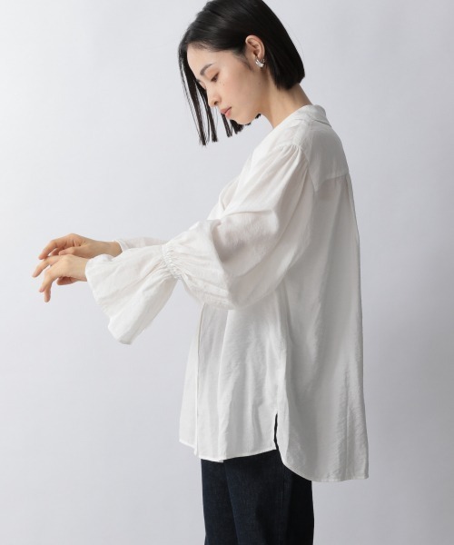 LOWRYS FARM(ローリーズファーム)の「ギャザースリーブブラウスLS 238375(シャツ/ブラウス・レディース・ブラック/ブラウン/オフホワイト・FREE)」の13枚目の写真