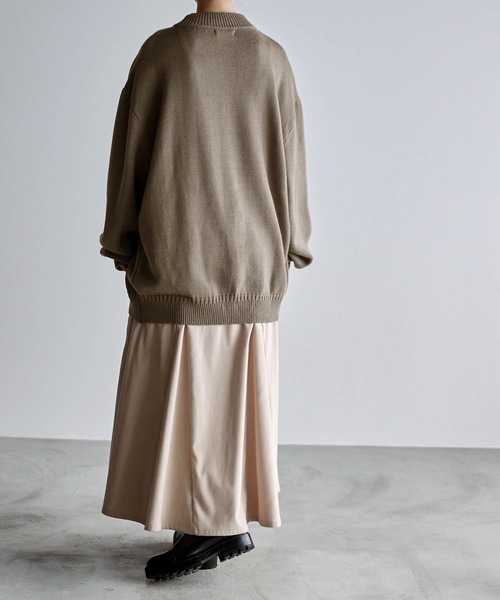 Like Us（ライクアス）の「【Like Us】モックネックダブルリブルーズプルオーバーニット（ニット/セーター・メンズ・ホワイト/ブラック/ベージュ/ブラウン/カーキ/イエロー/オレンジ/ダークグレー/グレイッシュベージュ/グレイッシュブルー・M/L/XL）」の11枚目の写真