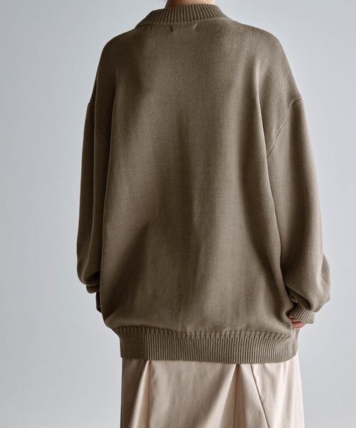 Like Us（ライクアス）の「【Like Us】モックネックダブルリブルーズプルオーバーニット（ニット/セーター・メンズ・ホワイト/ブラック/ベージュ/ブラウン/カーキ/イエロー/オレンジ/ダークグレー/グレイッシュベージュ/グレイッシュブルー・M/L/XL）」の14枚目の写真