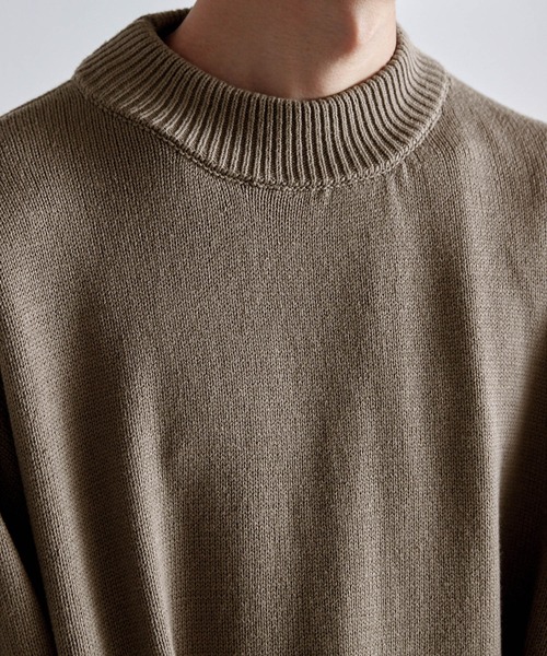 Like Us（ライクアス）の「【Like Us】モックネックダブルリブルーズプルオーバーニット（ニット/セーター・メンズ・ホワイト/ブラック/ベージュ/ブラウン/カーキ/イエロー/オレンジ/ダークグレー/グレイッシュベージュ/グレイッシュブルー・M/L/XL）」の15枚目の写真