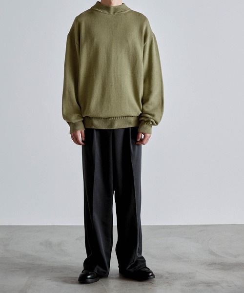 Like Us（ライクアス）の「【Like Us】モックネックダブルリブルーズプルオーバーニット（ニット/セーター・メンズ・ホワイト/ブラック/ベージュ/ブラウン/カーキ/イエロー/オレンジ/ダークグレー/グレイッシュベージュ/グレイッシュブルー・M/L/XL）」の18枚目の写真