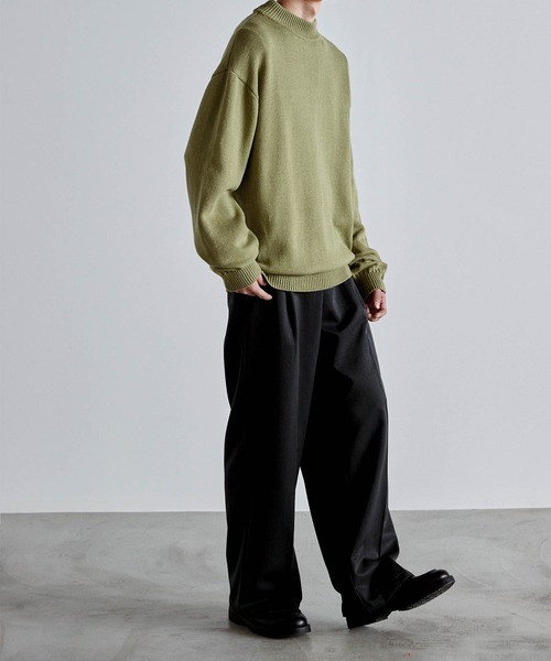 Like Us（ライクアス）の「【Like Us】モックネックダブルリブルーズプルオーバーニット（ニット/セーター・メンズ・ホワイト/ブラック/ベージュ/ブラウン/カーキ/イエロー/オレンジ/ダークグレー/グレイッシュベージュ/グレイッシュブルー・M/L/XL）」の19枚目の写真