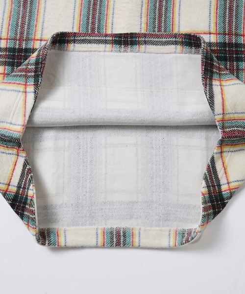 X-girl(エックスガール)の「SHAGGY PLAID HOODIE(パーカー・レディース・オフホワイト/チャコール・S/M)」の11枚目の写真