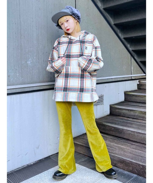 X-girl(エックスガール)の「SHAGGY PLAID HOODIE(パーカー・レディース・オフホワイト/チャコール・S/M)」の22枚目の写真