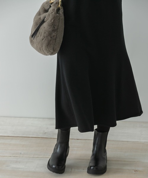 URBAN RESEARCH Sonny Label（アーバンリサーチサニーレーベル）の「マーメードフレアニットワンピース（ワンピース・レディース・ブラック/グレー/ベージュ系その他・FREE）」の14枚目の写真